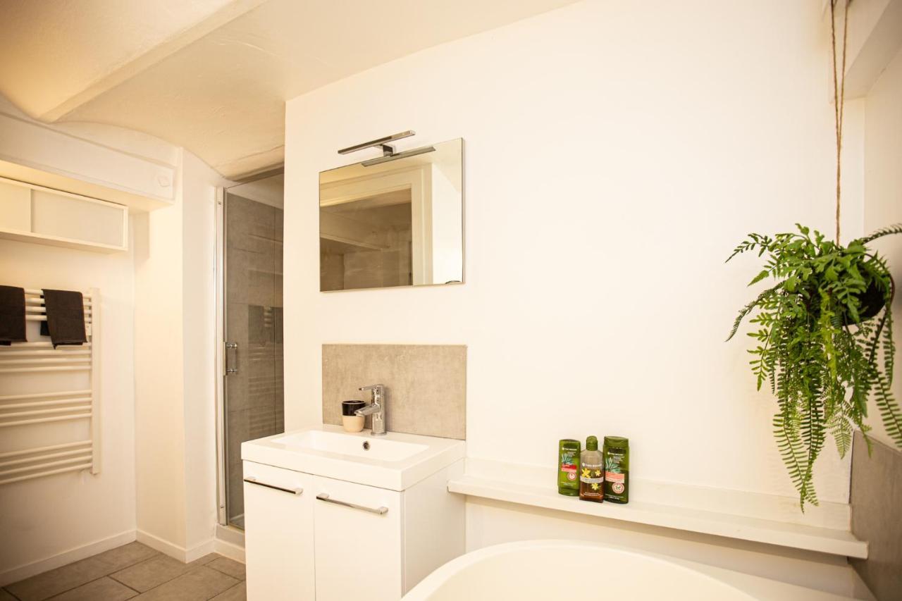 Beautiful Converted One Bedroom Apartment Carcasona Exterior foto